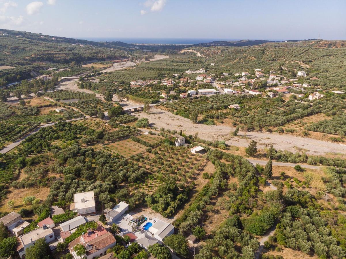 B&M Villas Metochi Siriliou Esterno foto